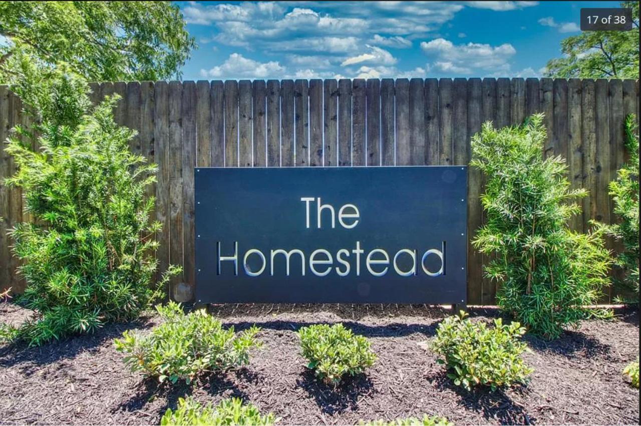 Hill Country Haven A Modern Rustic - 2 Bedroom 2 Bathroom Townhouse Off Main Street Fredericksburg Exterior photo